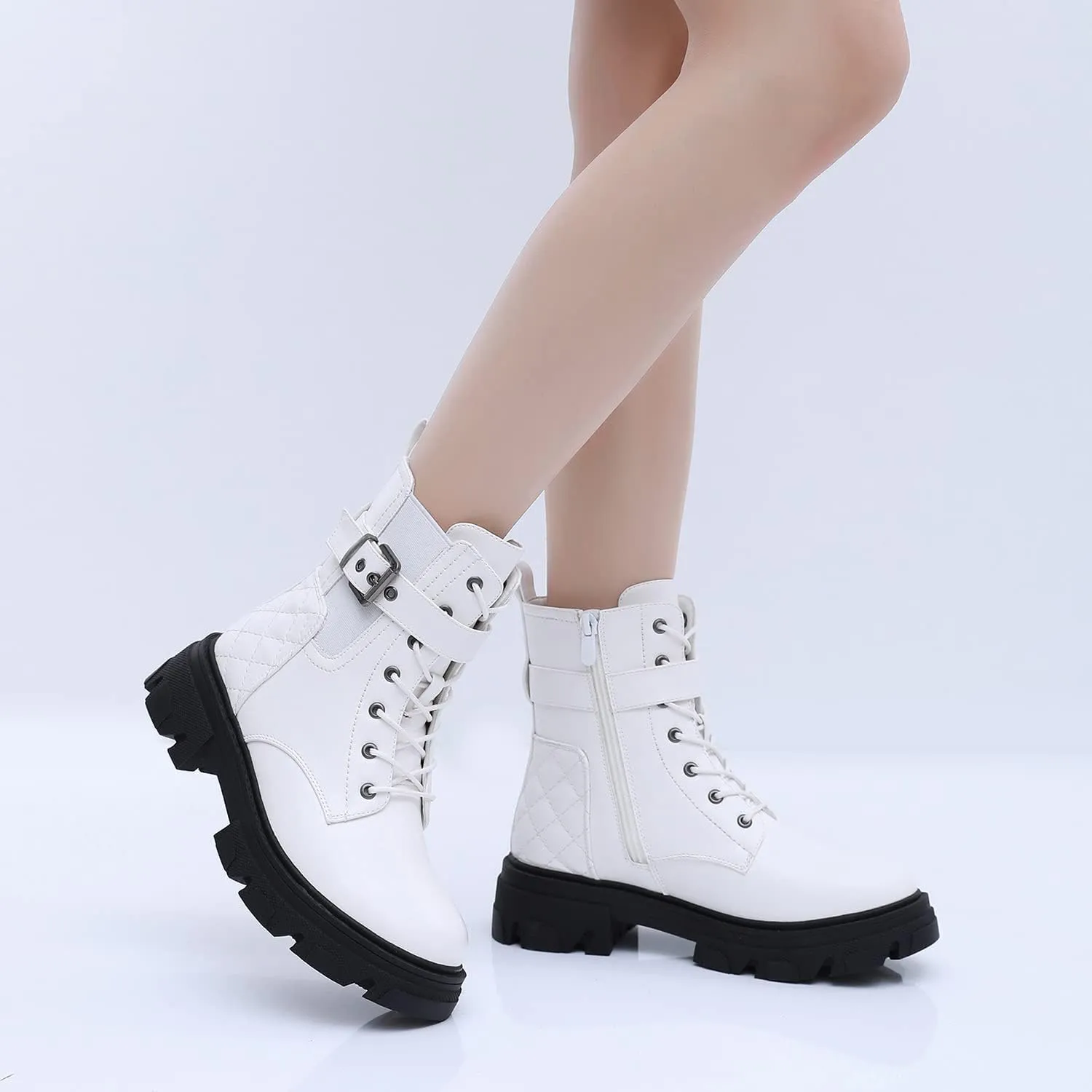 GLOBALWIN Women's Combat Boots Lace Up Ankle Booties Comfortable Lug Sole Boots For Women Chunky Low Heel
